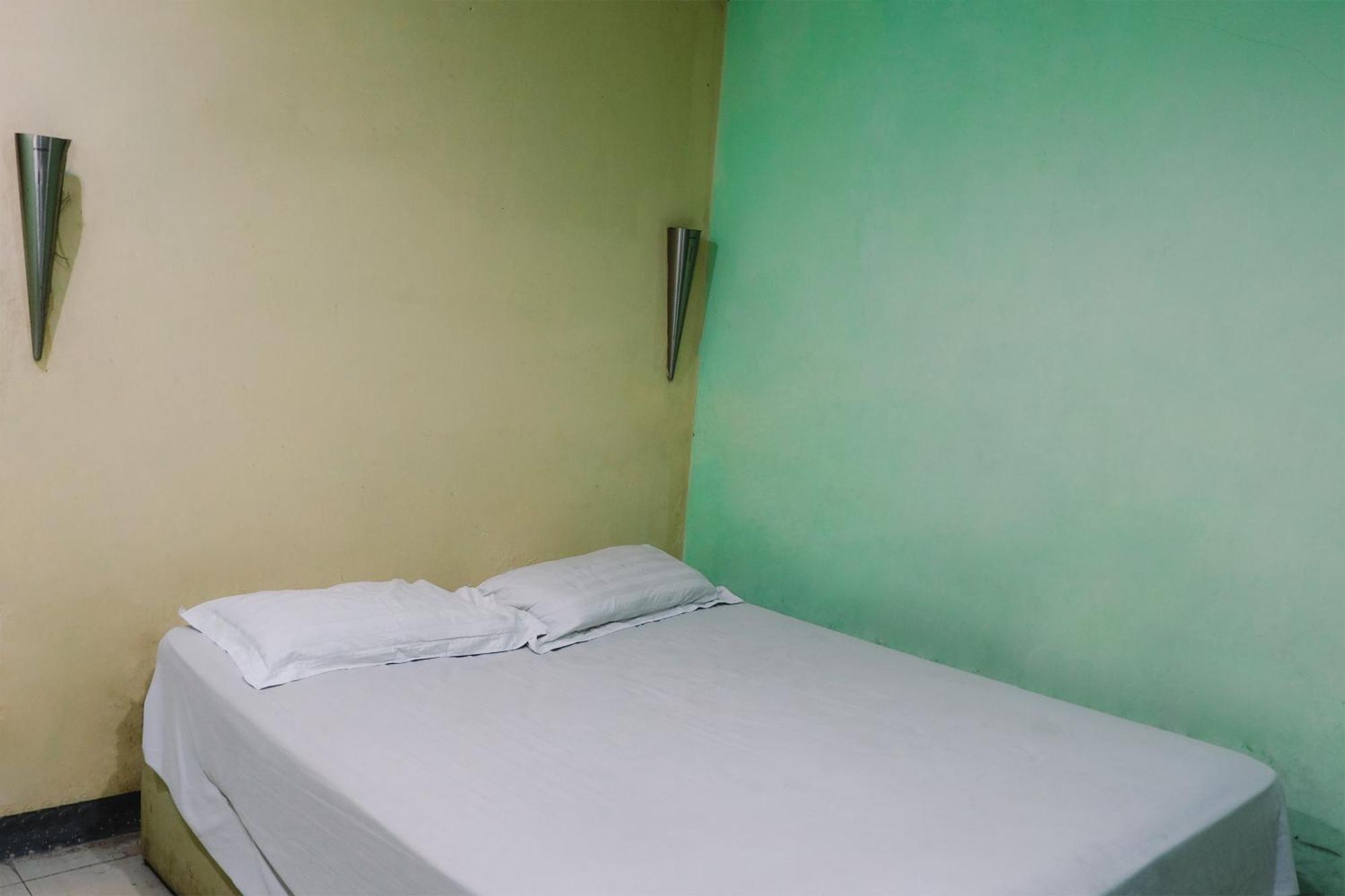 King Stone Hotel Mencil Екстериор снимка