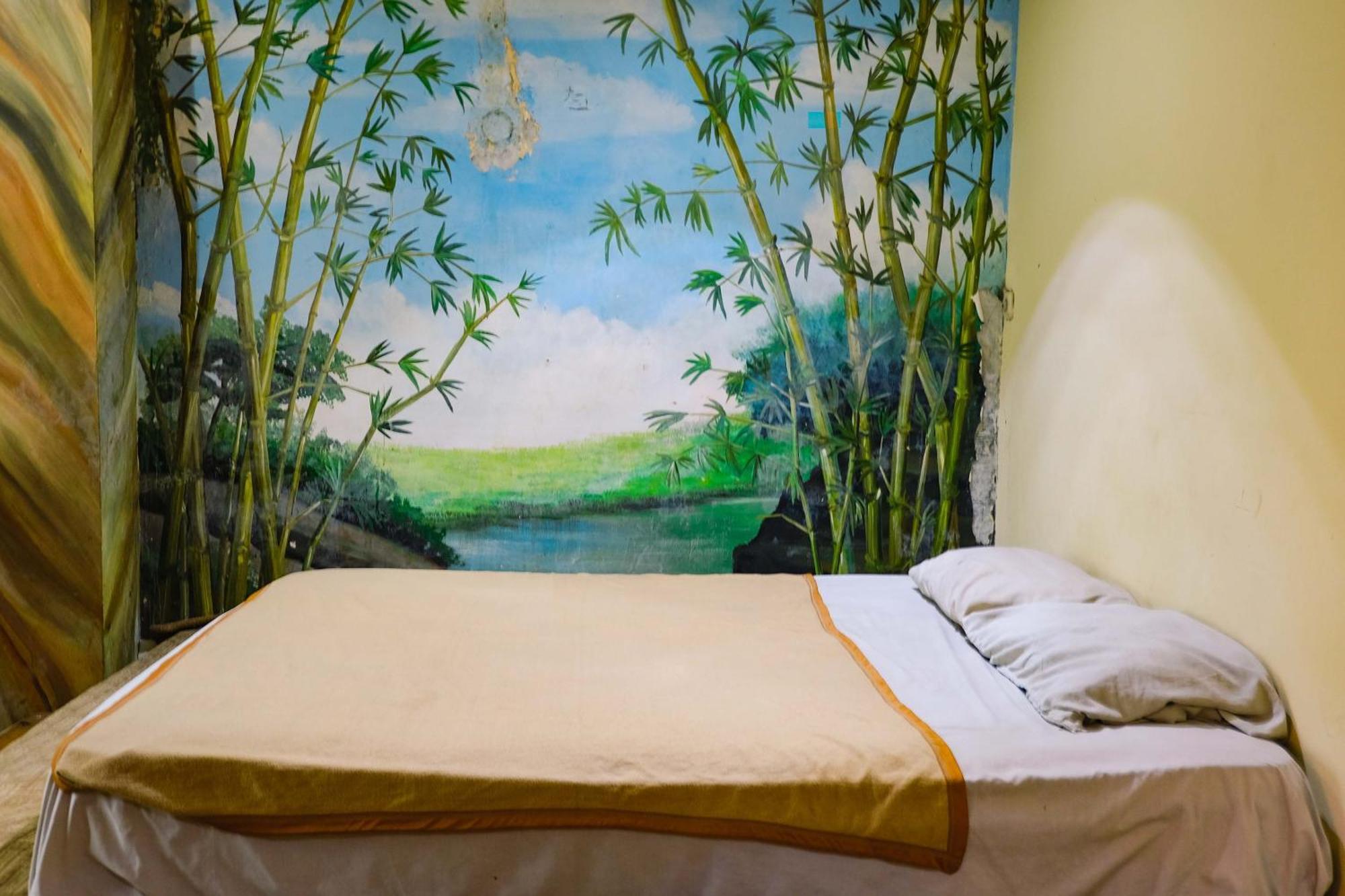 King Stone Hotel Mencil Екстериор снимка
