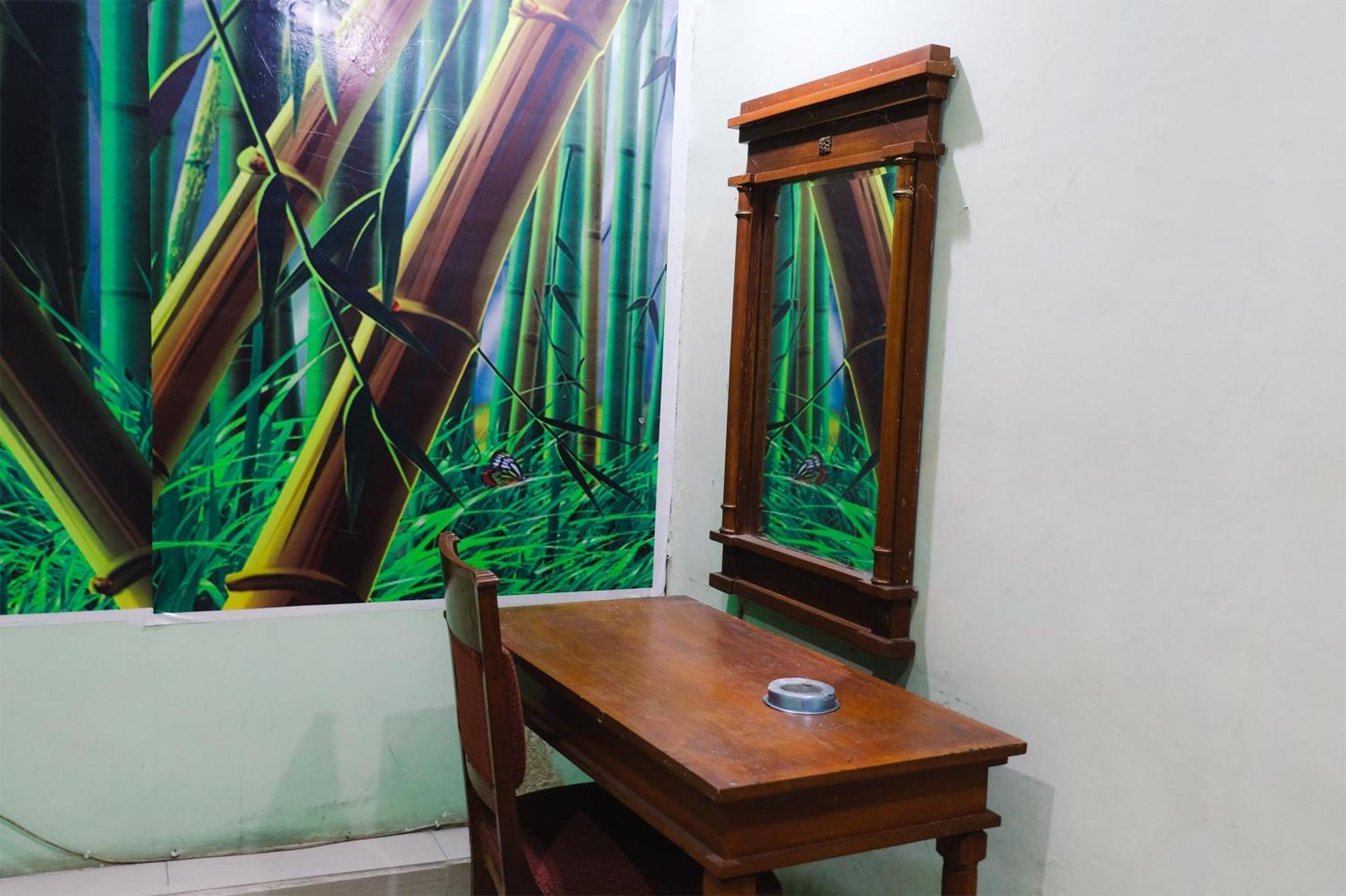 King Stone Hotel Mencil Екстериор снимка